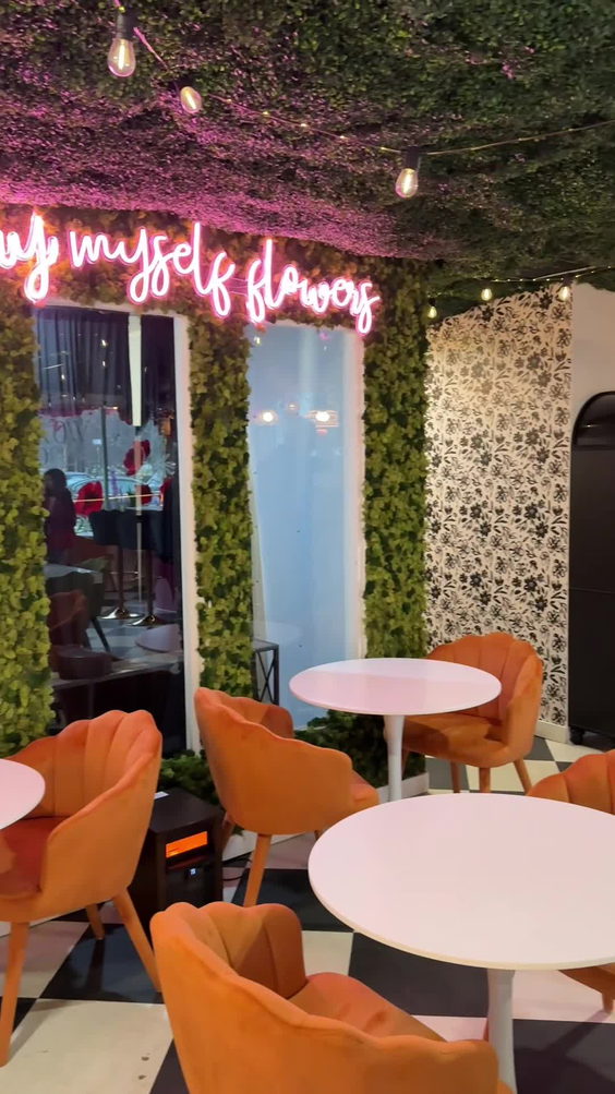 Poppy's Flower Bar