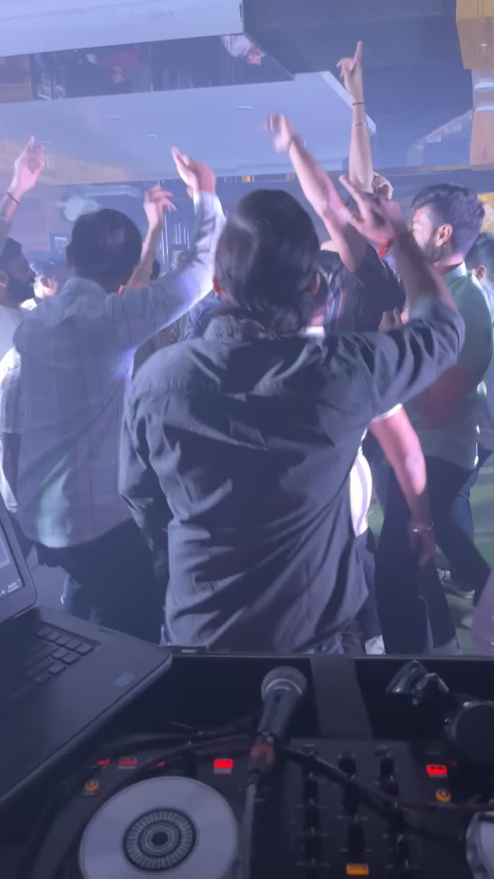 Video review of Domino's Pizza