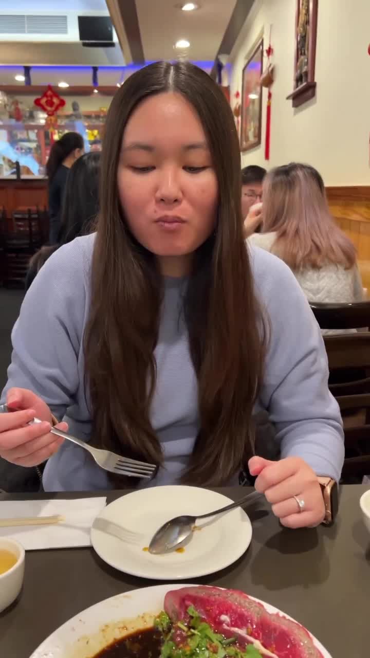 Video review of Phnom Penh