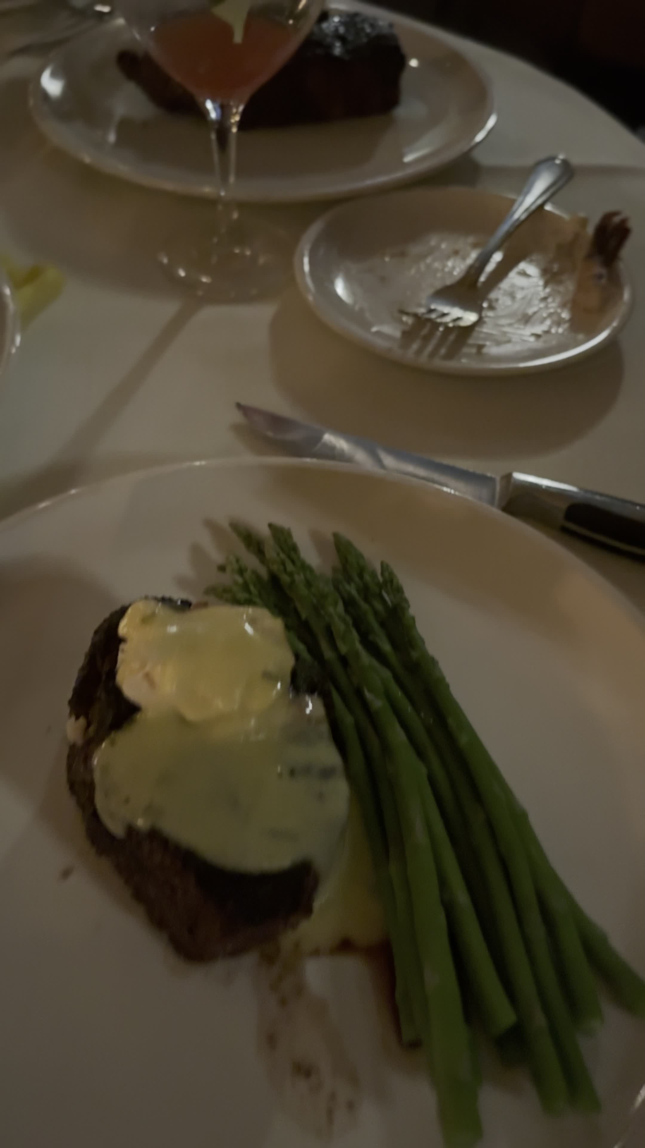 Video review of El Gaucho Bellevue