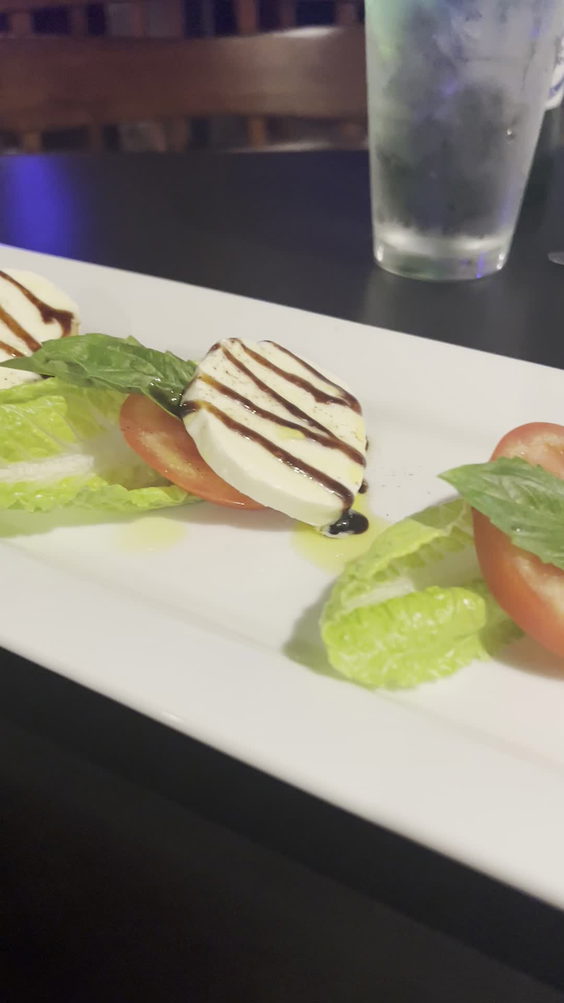 Mezzo Bistro & Bar
