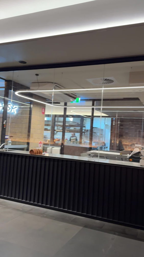 The whisk fine patisserie