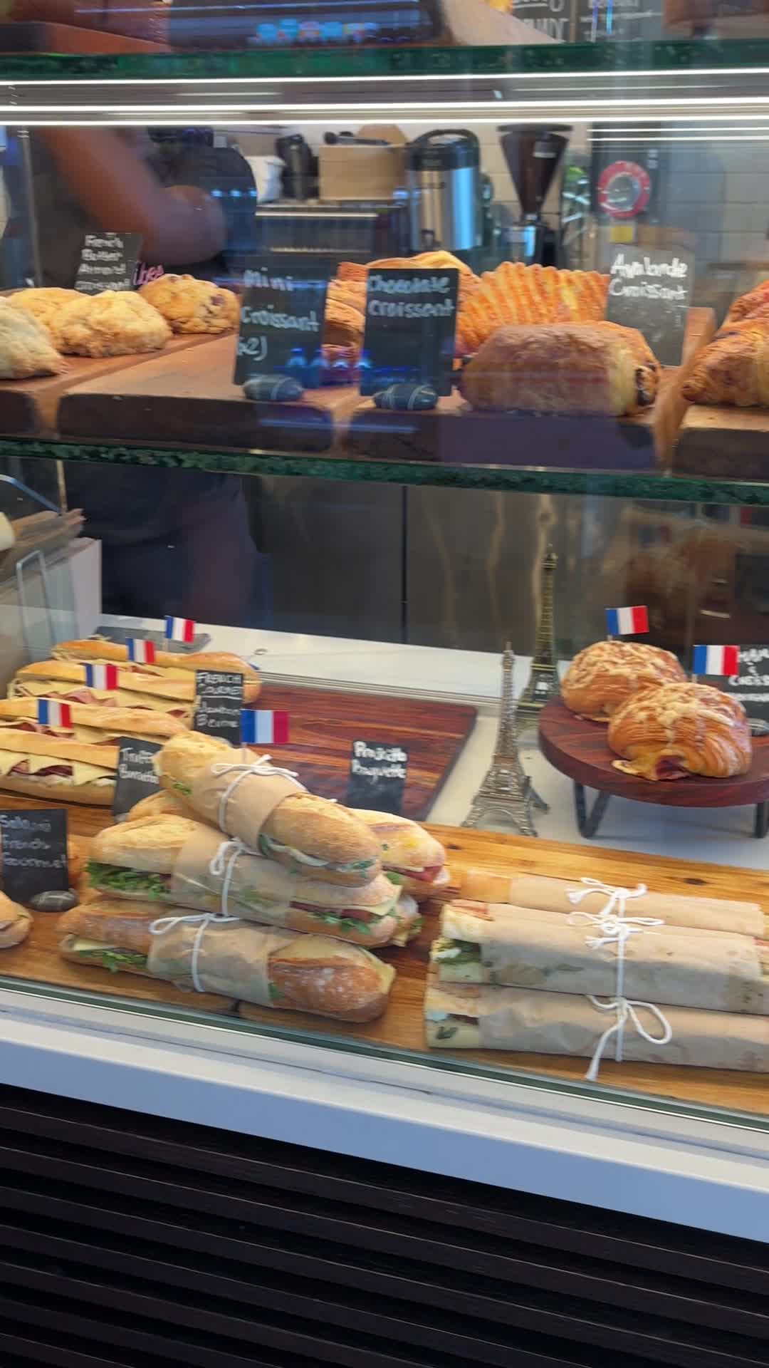 Le Cafe De La Plage