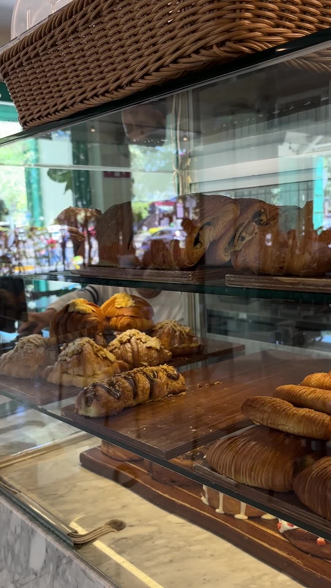 Leonela Café