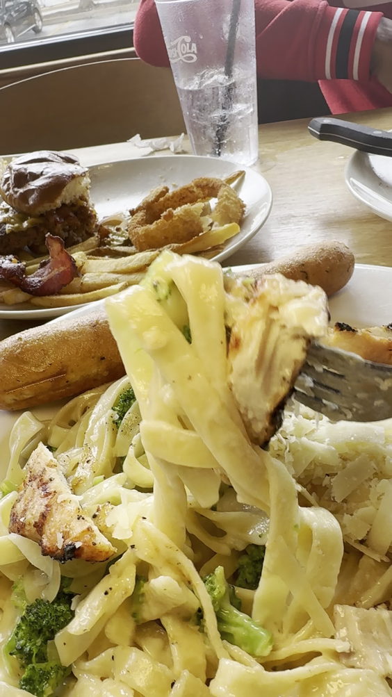 Applebee's Grill + Bar