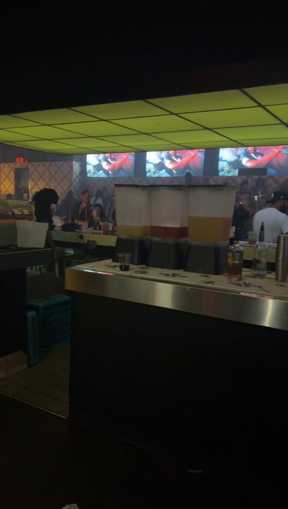 VVS Restaurant & Bar