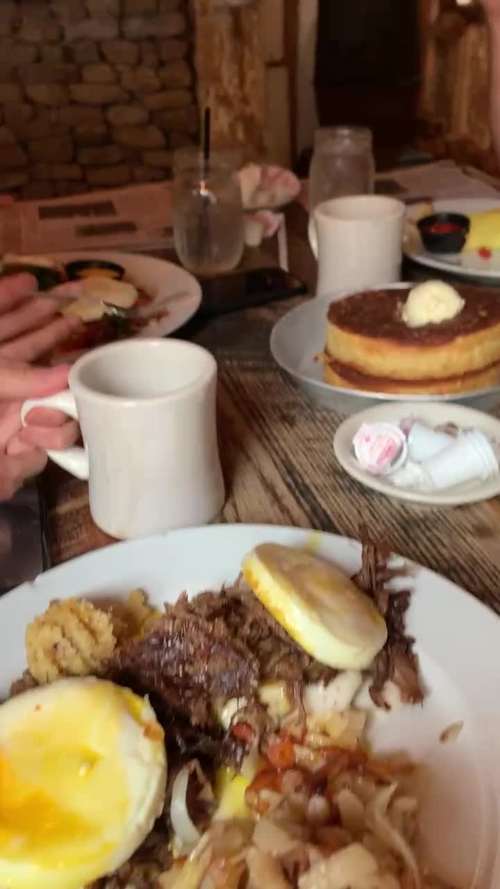 Crockett's Breakfast Camp