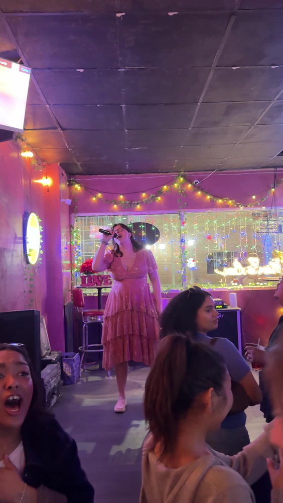 Mom’s Bar