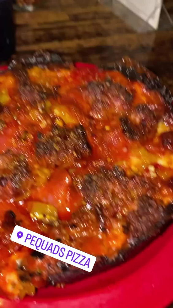 Pequod's Pizza