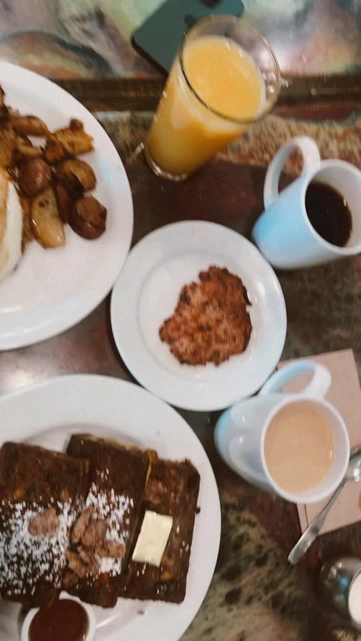 Video review of Roots Cafe