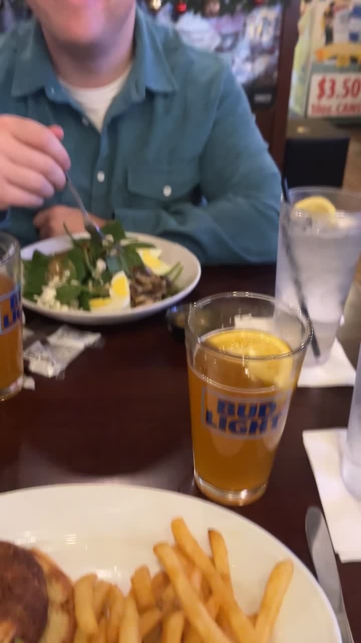 Doc's Downtown Grille