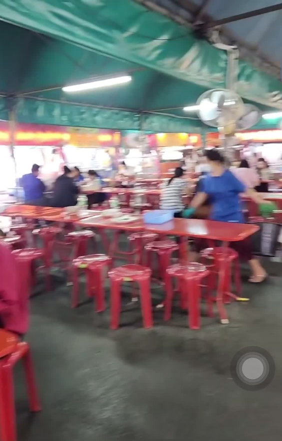 ตลาดนางเลิ้ง (Nang Loeng Market)