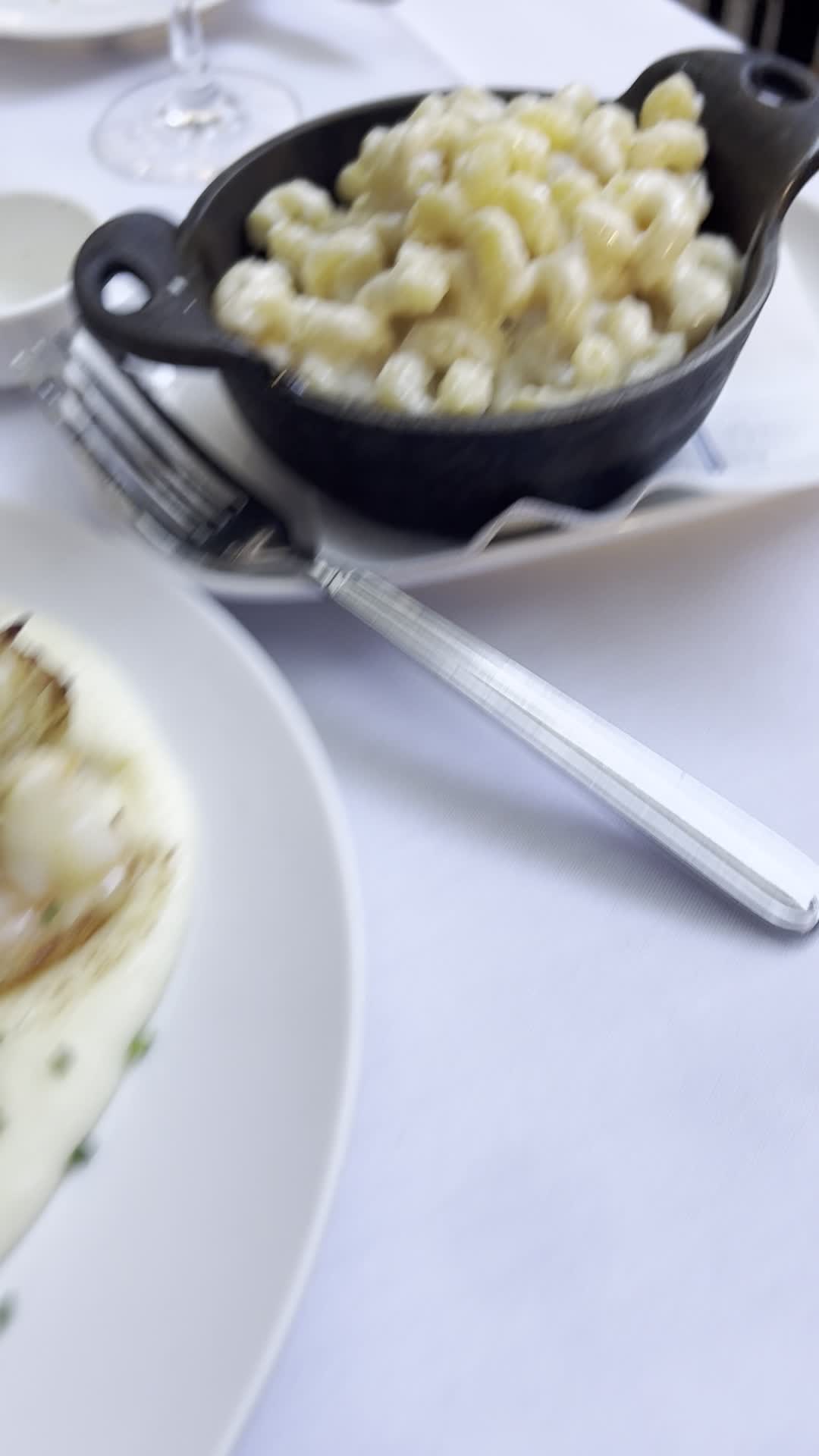 Video review of Blue Moon