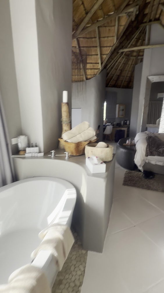 Clifftop Exclusive Safari Hideaway
