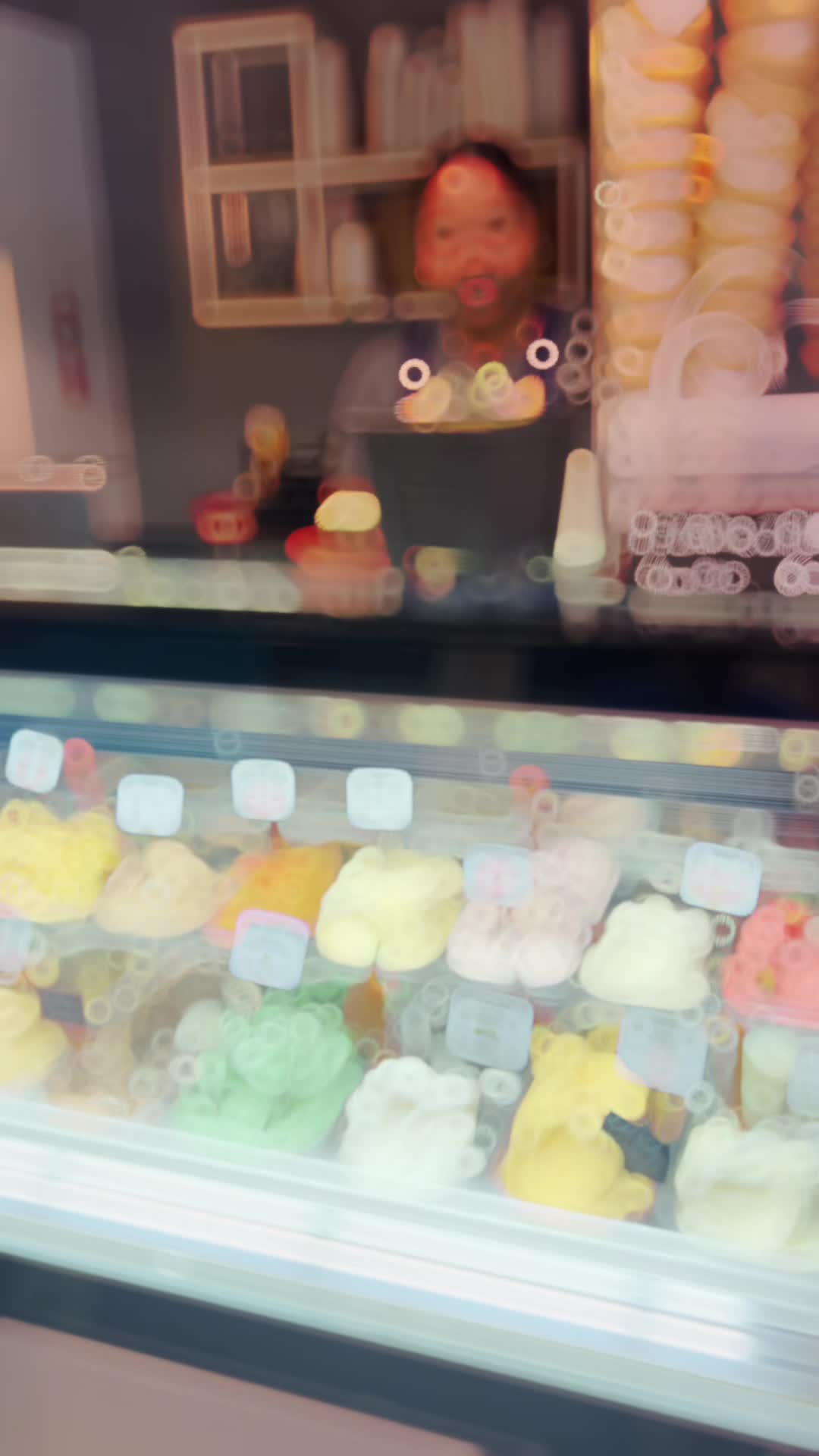 Video review of Tuttifrutti