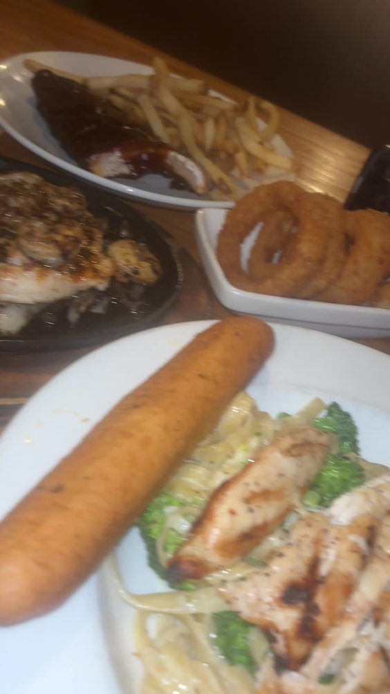 Applebee's Grill + Bar