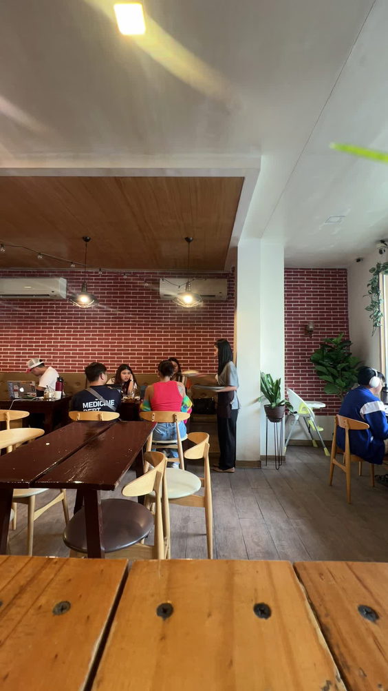 coffee at yellow hauz