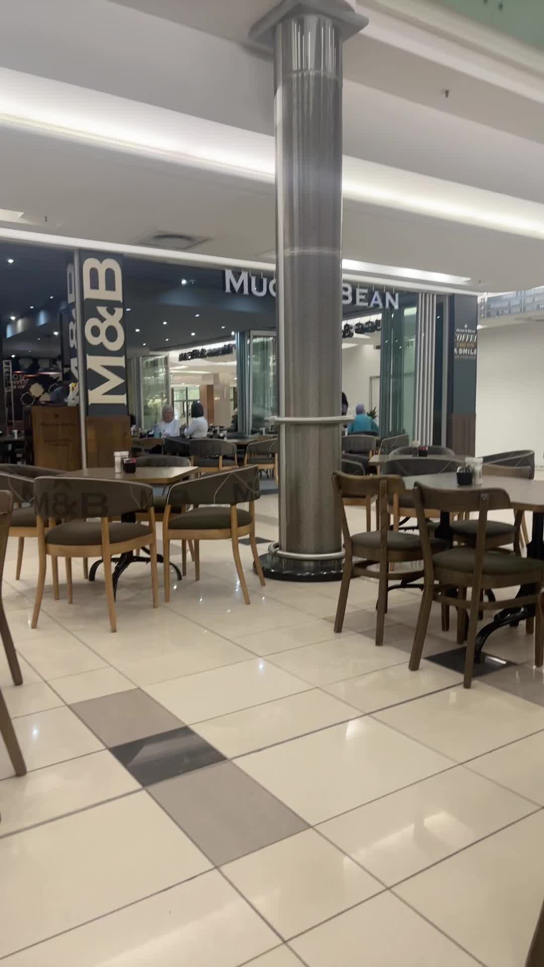 Mugg & Bean Bedford Centre