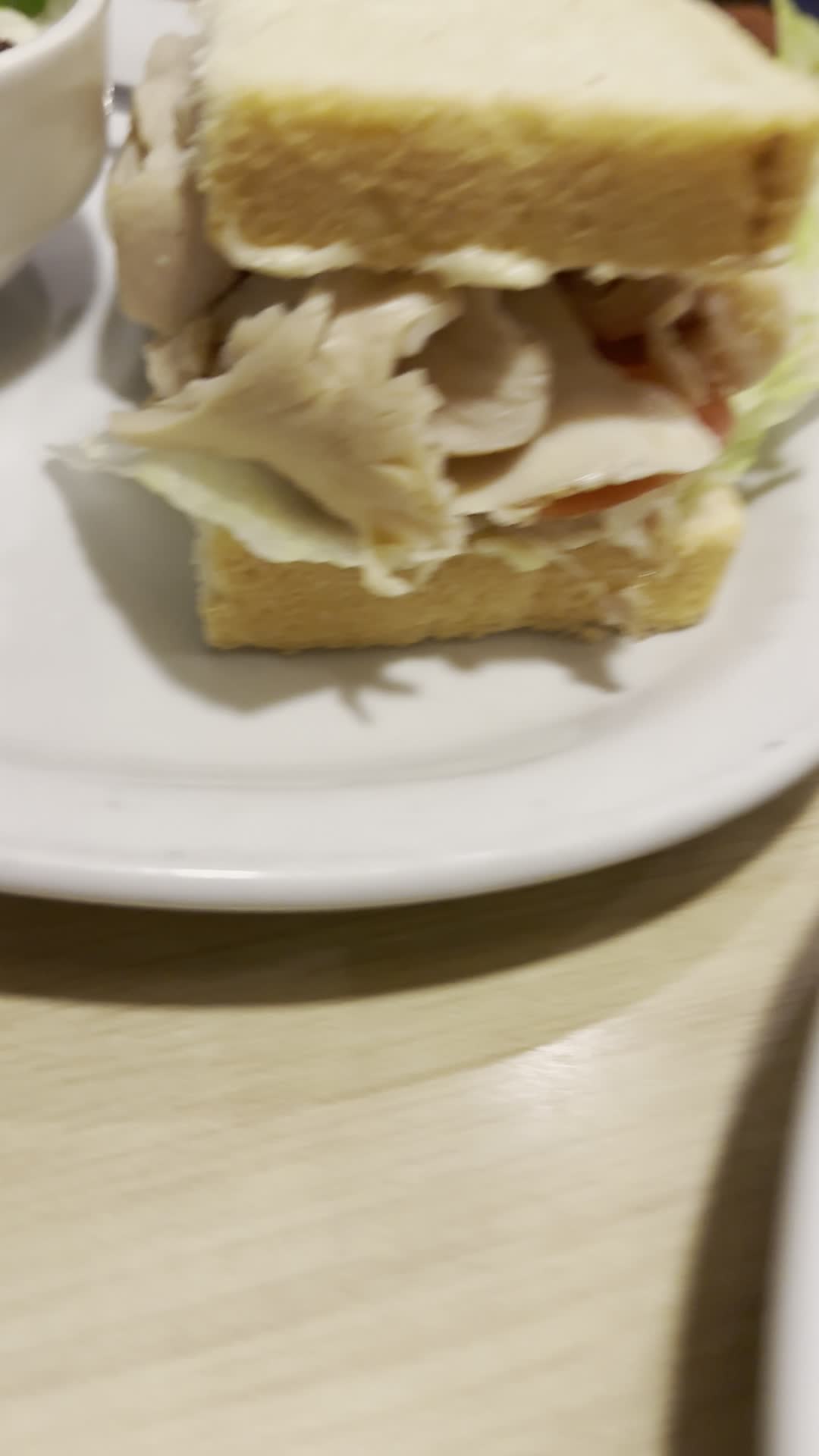 Shari's Cafe and Pies