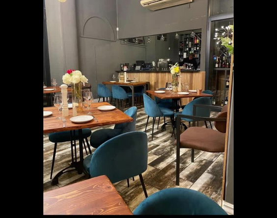 Lyve Cafe