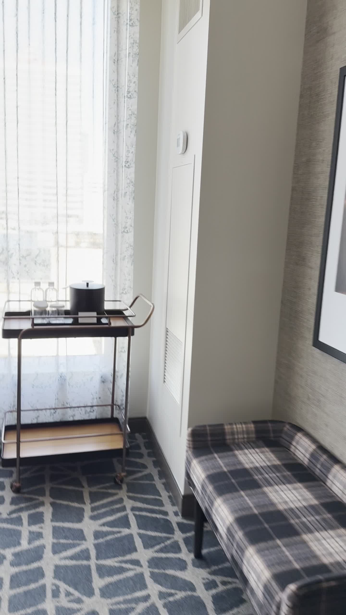 Video review of Hotel Distil, Autograph Collection