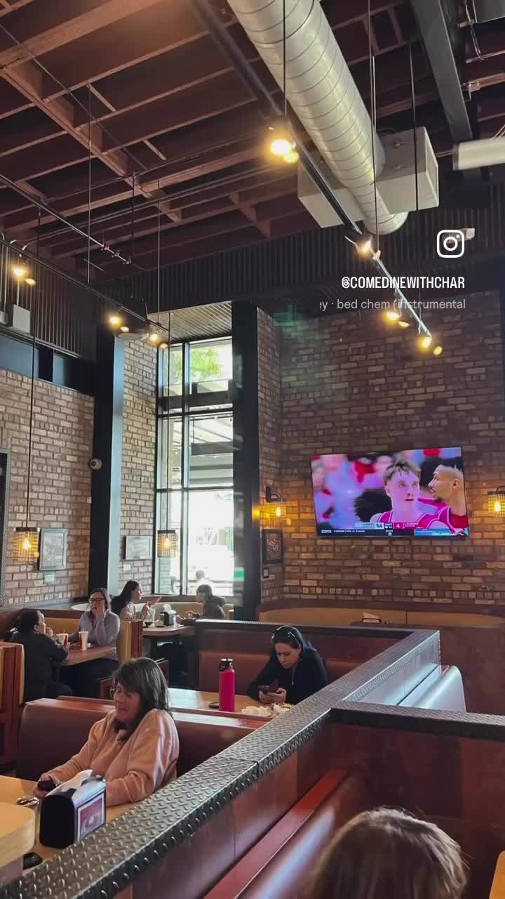 Toppers Pizza Place