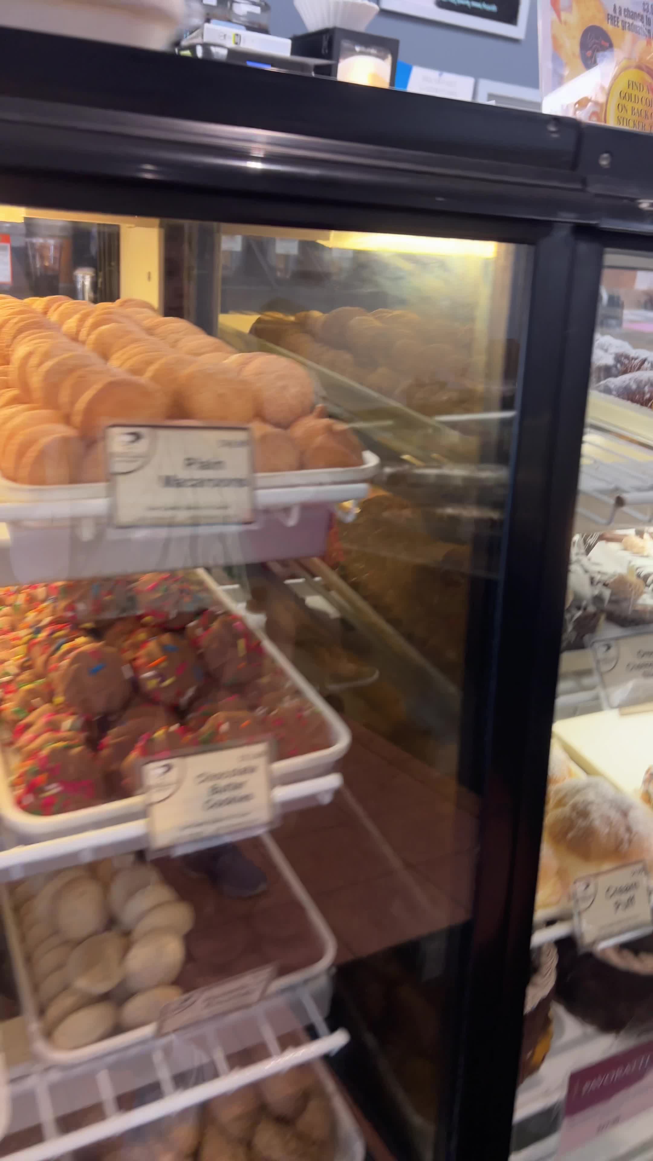 Video review of Fratelli's Pastry Shop