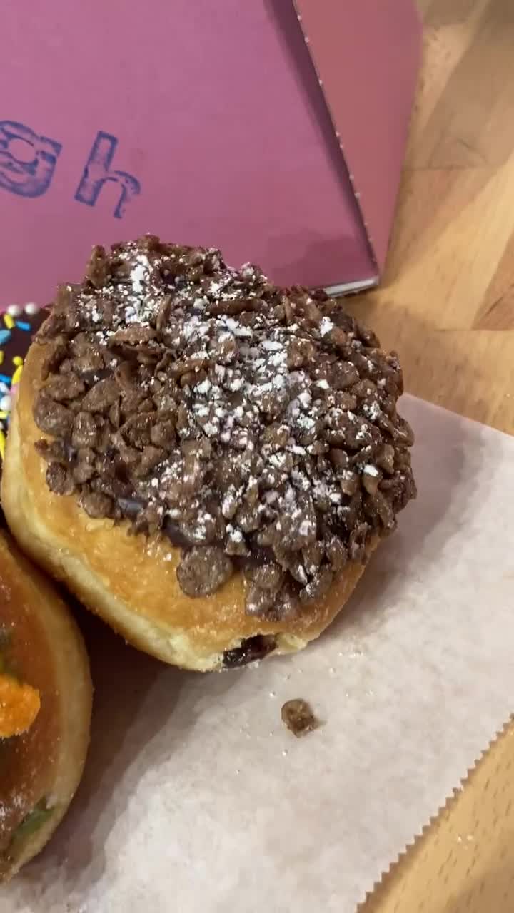 Dot & Dough