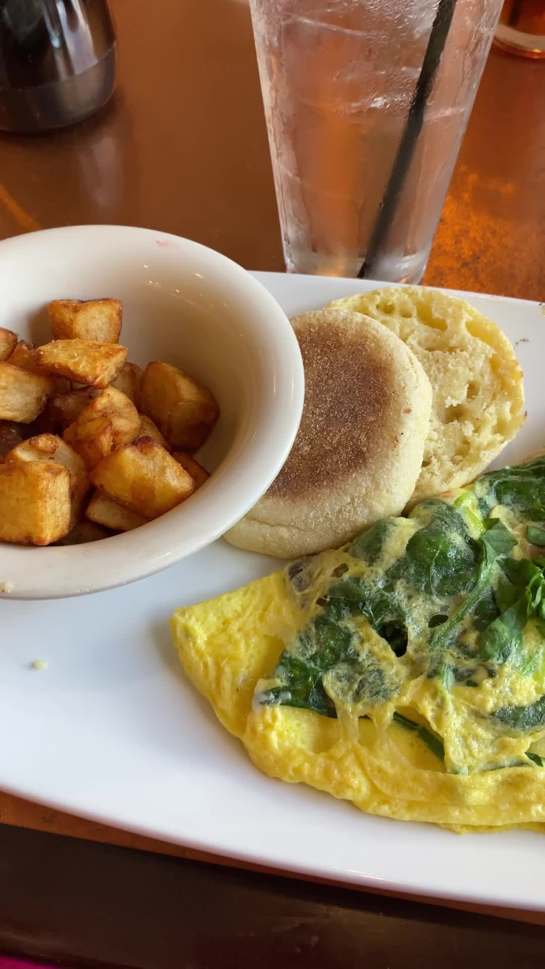 Another Broken Egg Cafe