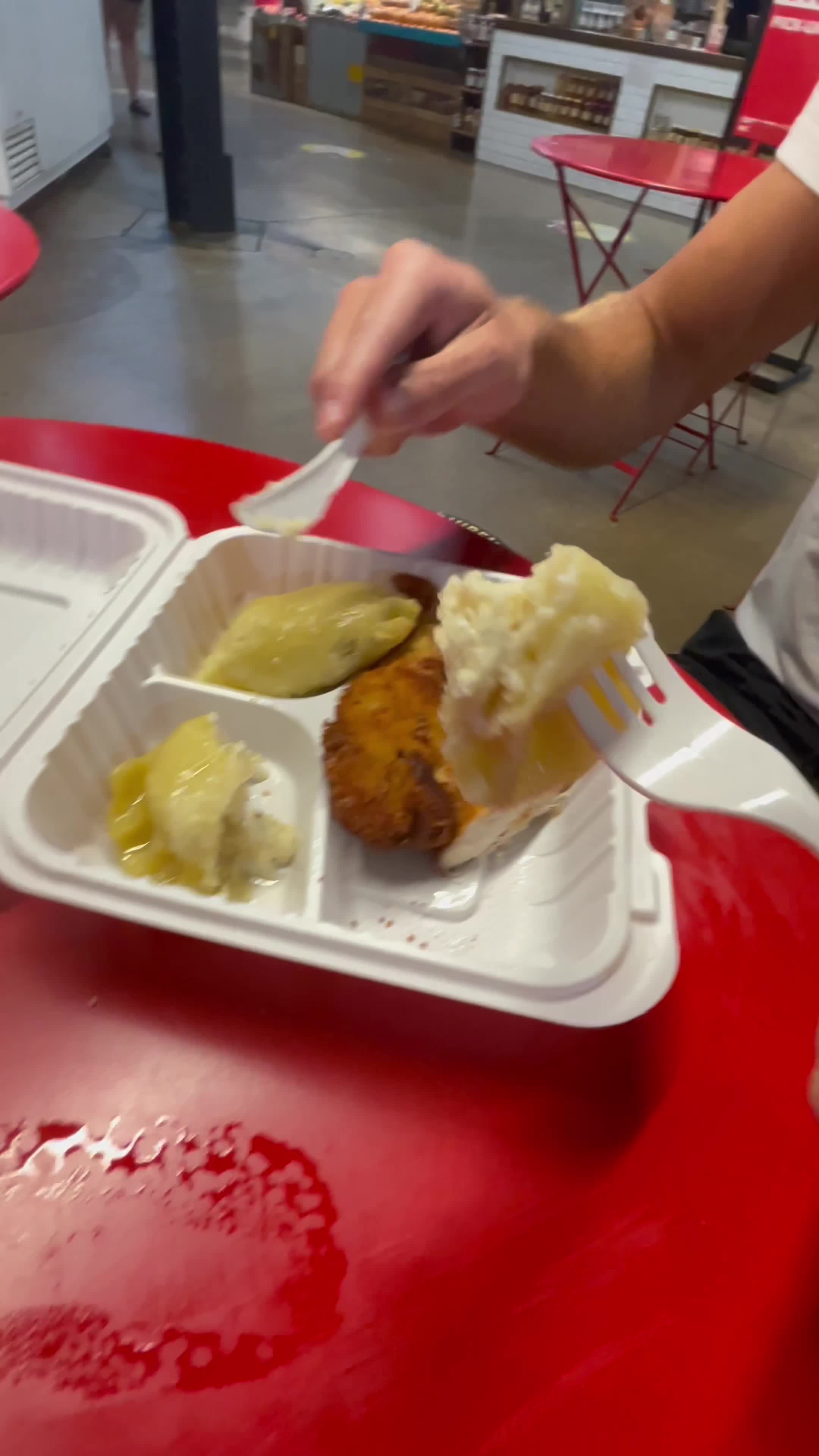 Video review of North Market