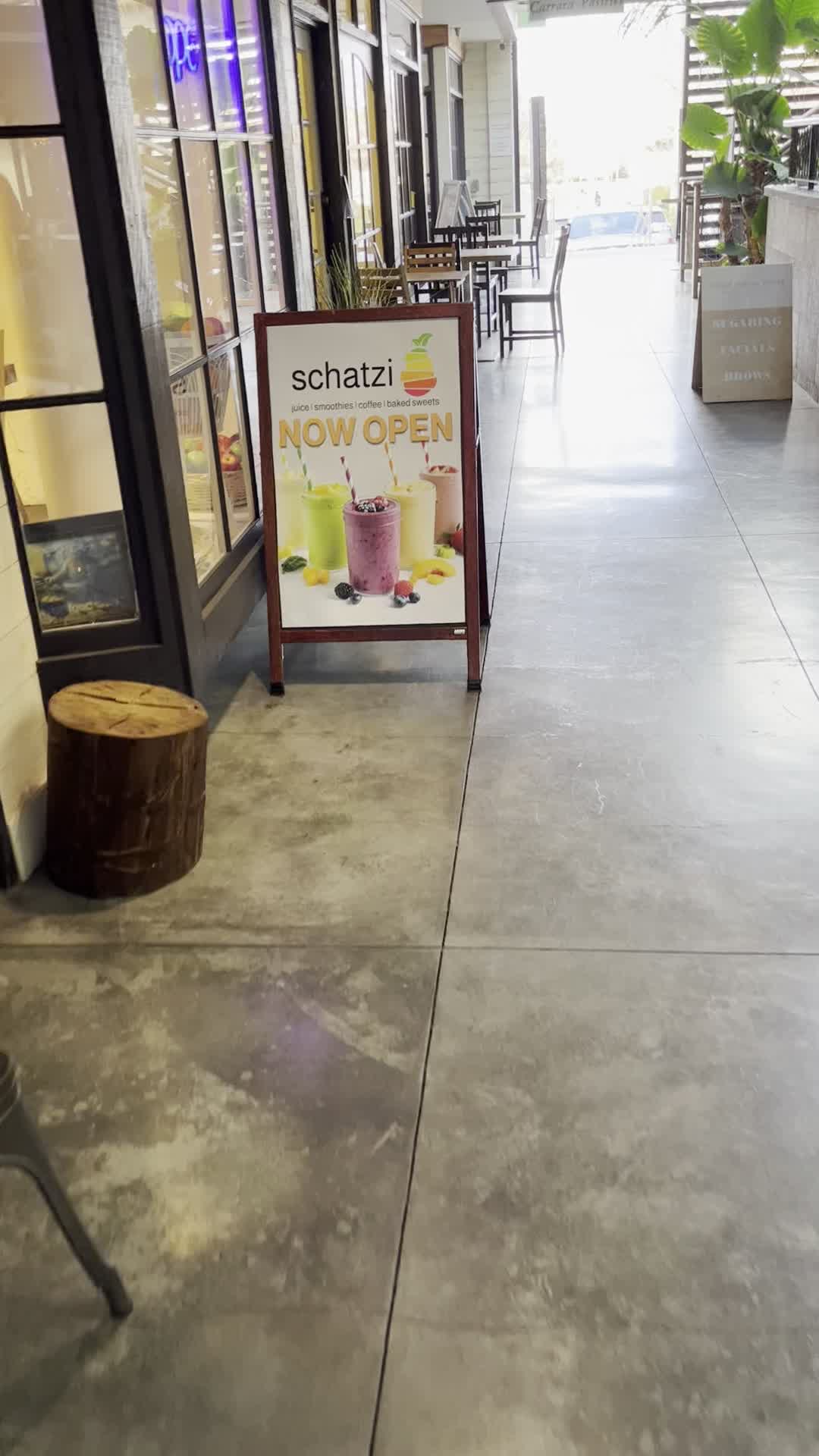 Schatzi Juice and Smoothies