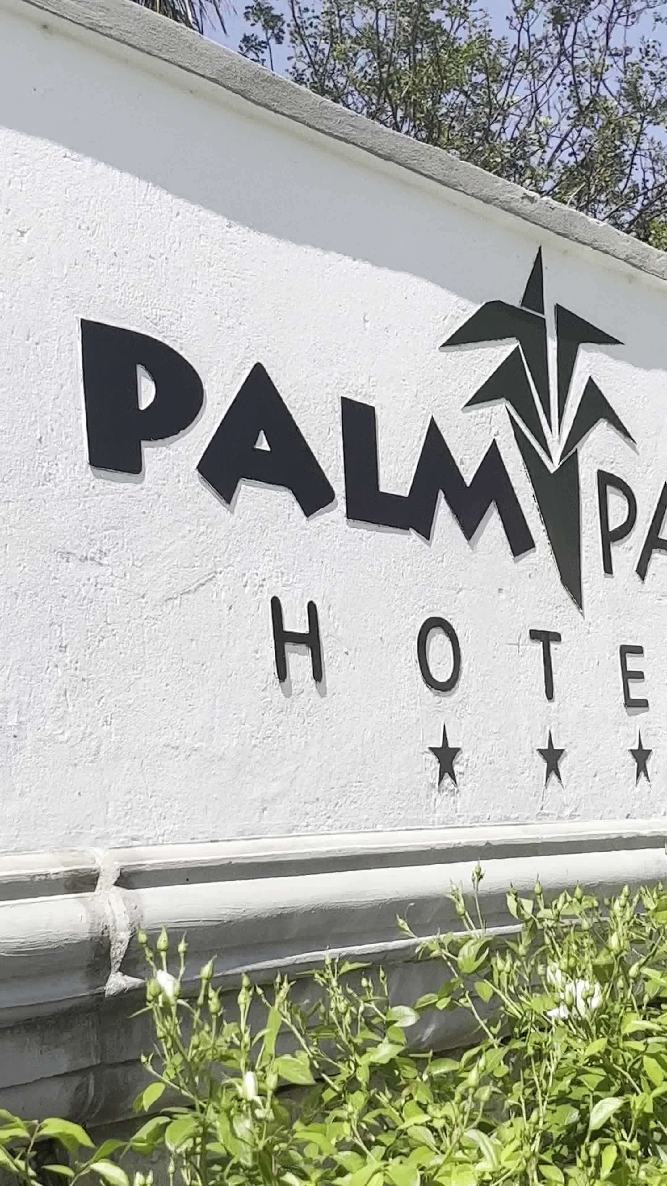 Palm Park Hotel