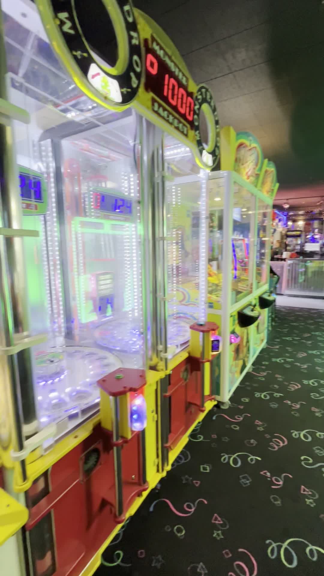 Video review of Golden Tee Golfland