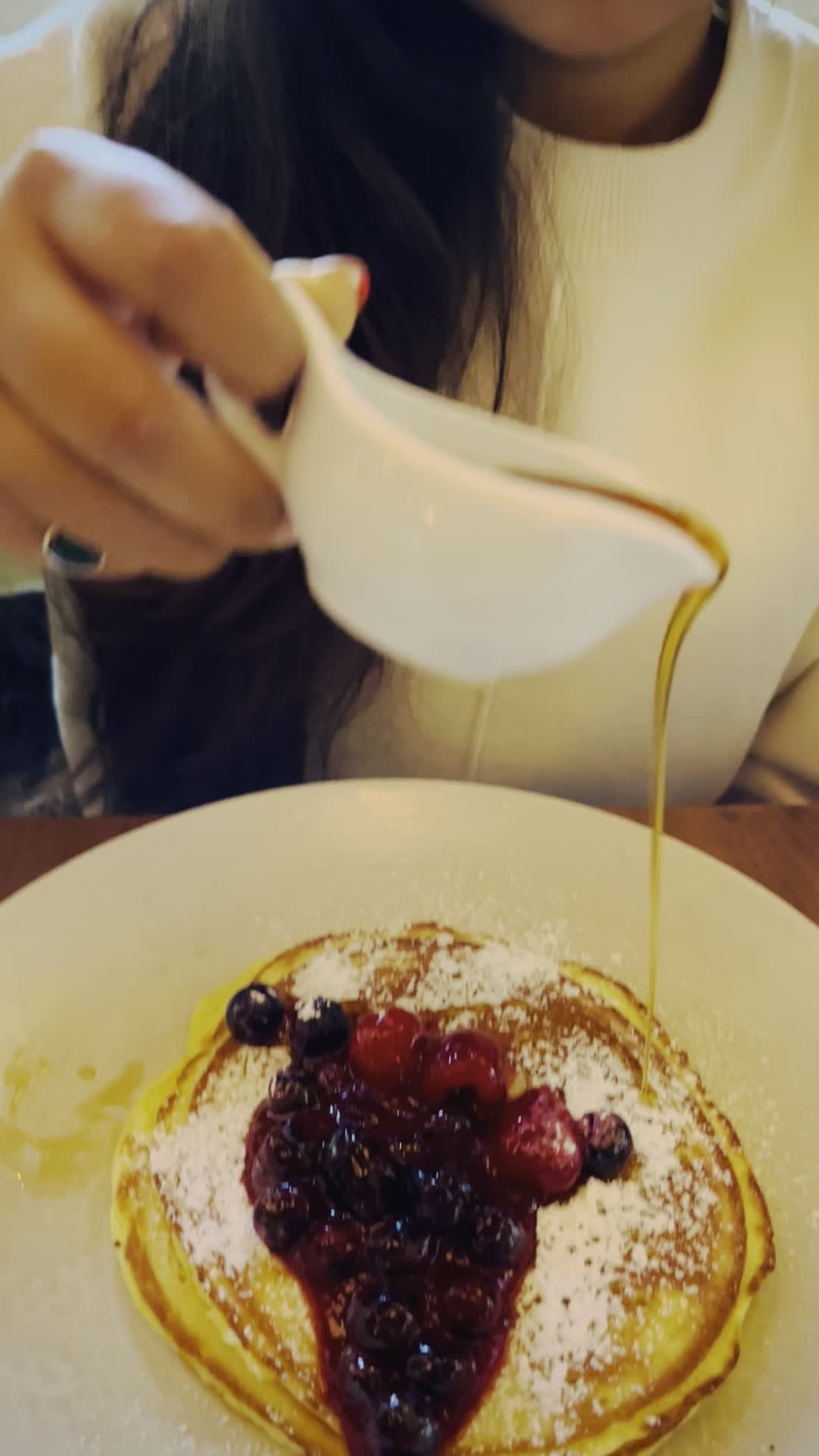 Video review of Lafayette Grand Café & Bakery