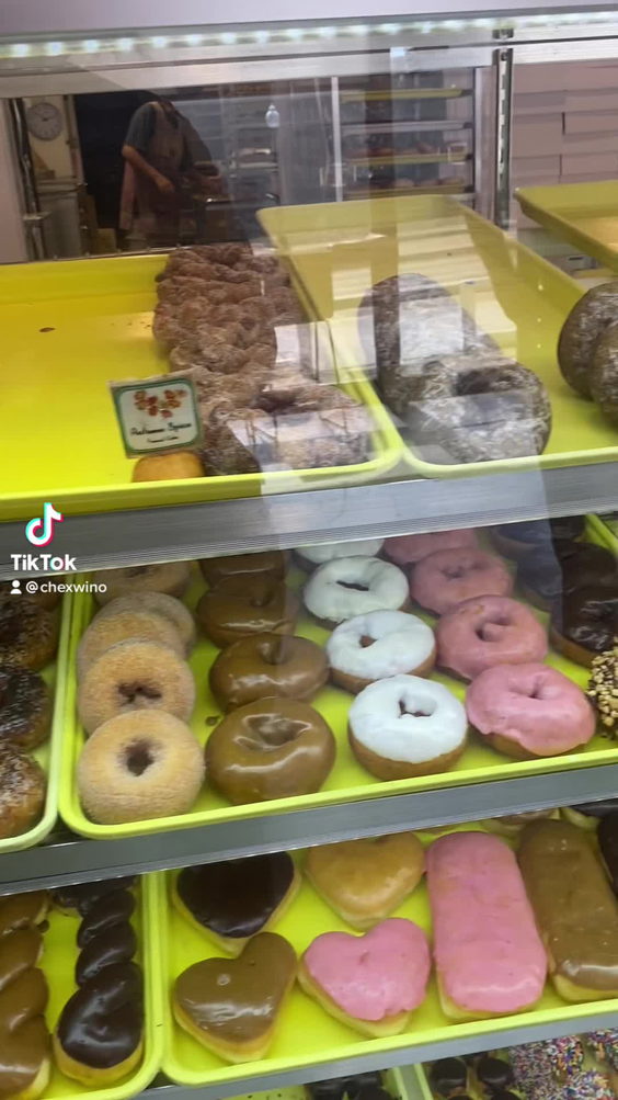 Jarams Donuts Lakewood