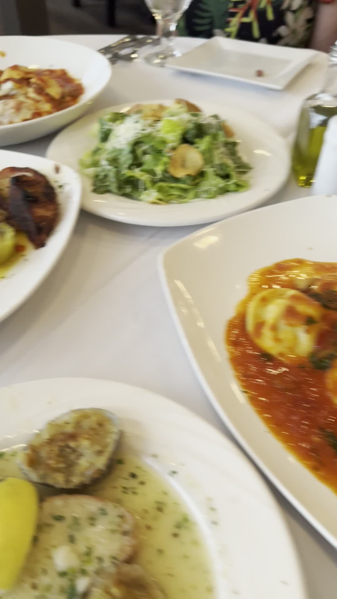 Bareli's Restaurant & Bar