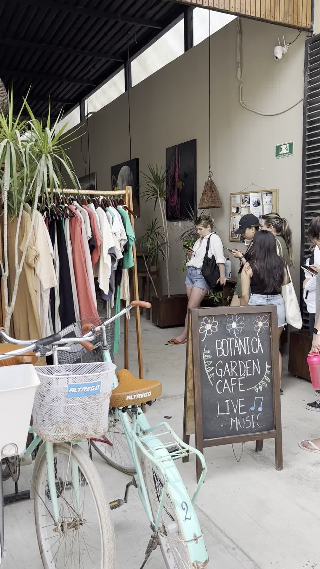 Botánica Garden Café