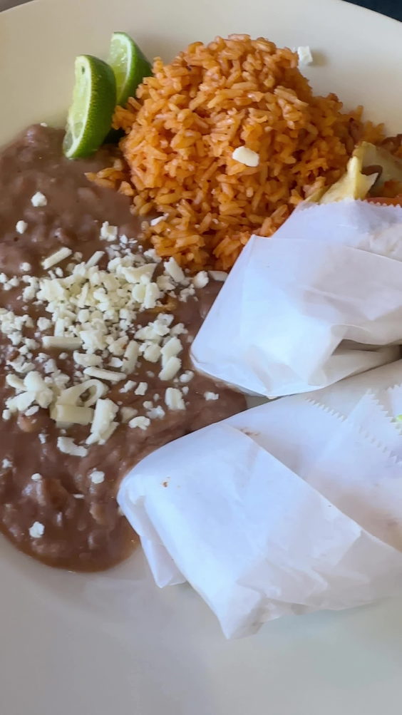 La Cueva Mex Grill