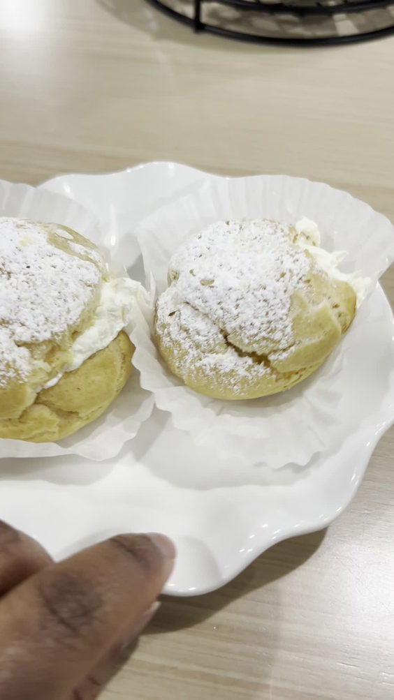 Mia's Bakery & Coffee Shop