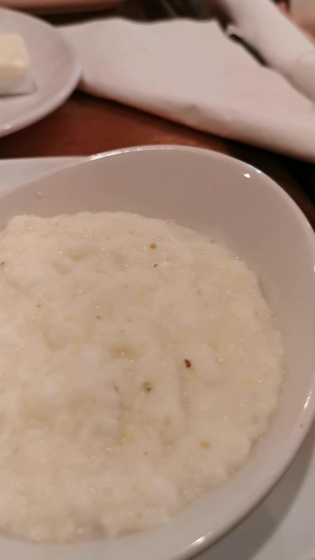 Video review of Another Broken Egg Cafe