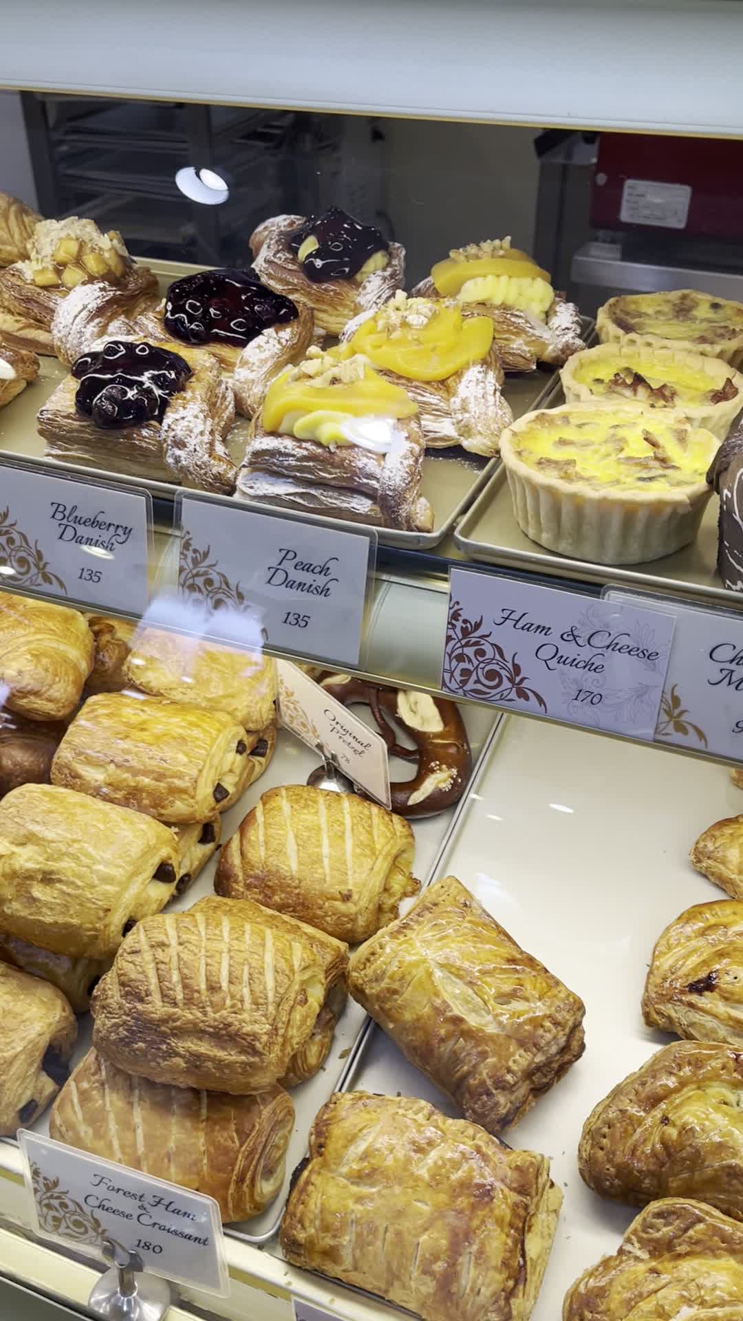Video review of Shangri-La Plaza