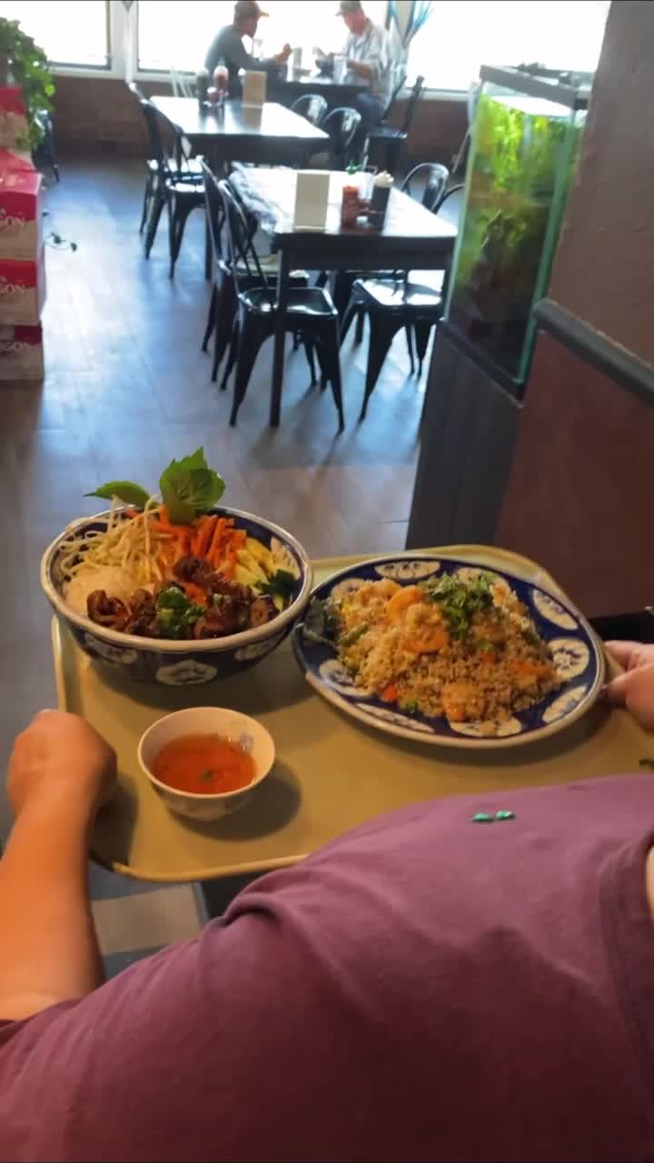 Phở Hà Restaurant