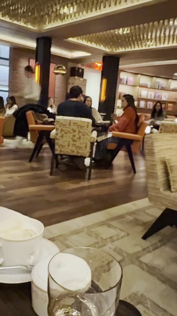 Le cafe at louis vuitton