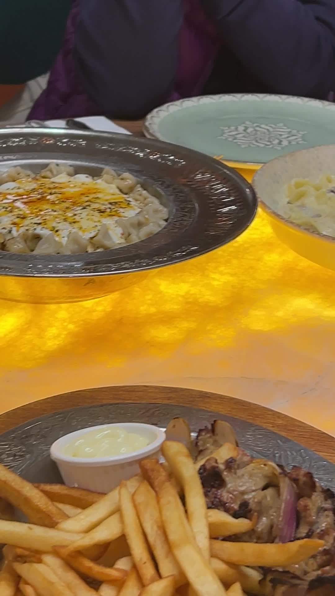 Video review of Mama Fatma Turkish Cuisine