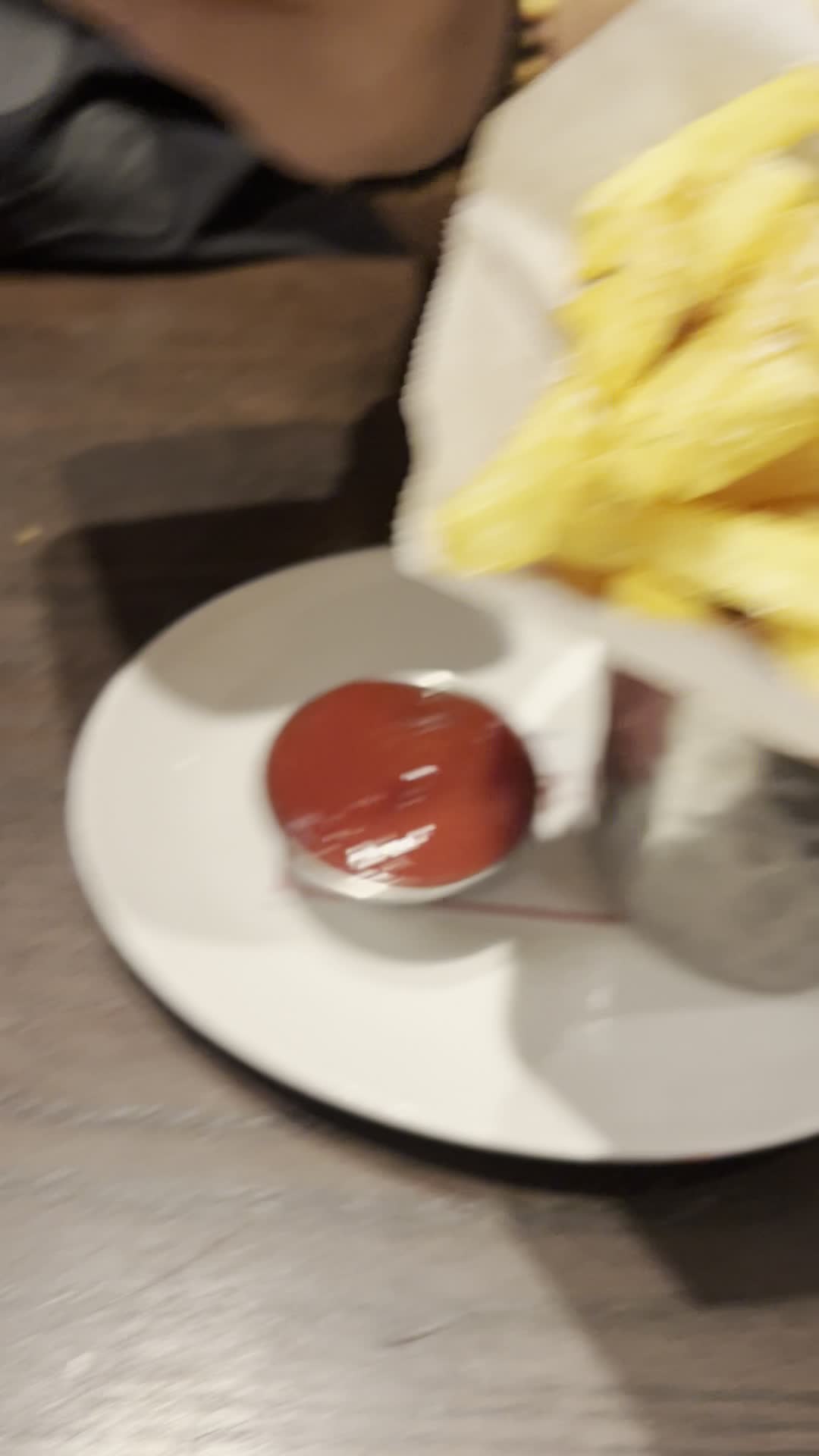 Video review of Max's Tavern