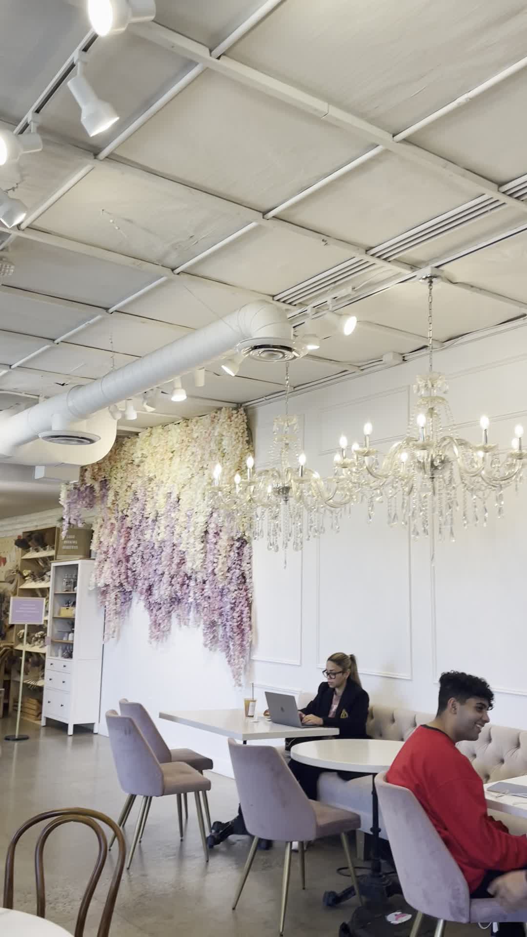 Morning Lavender Boutique & Cafe