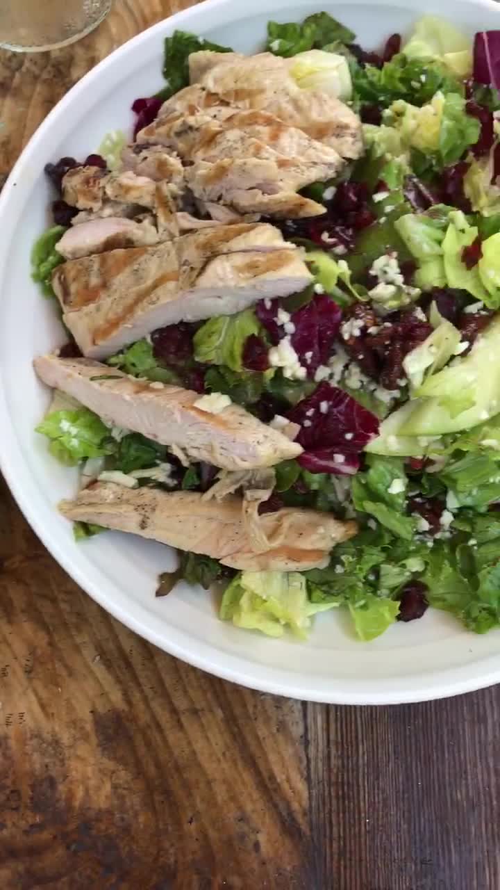 Farmhouse at Roger's Gardens