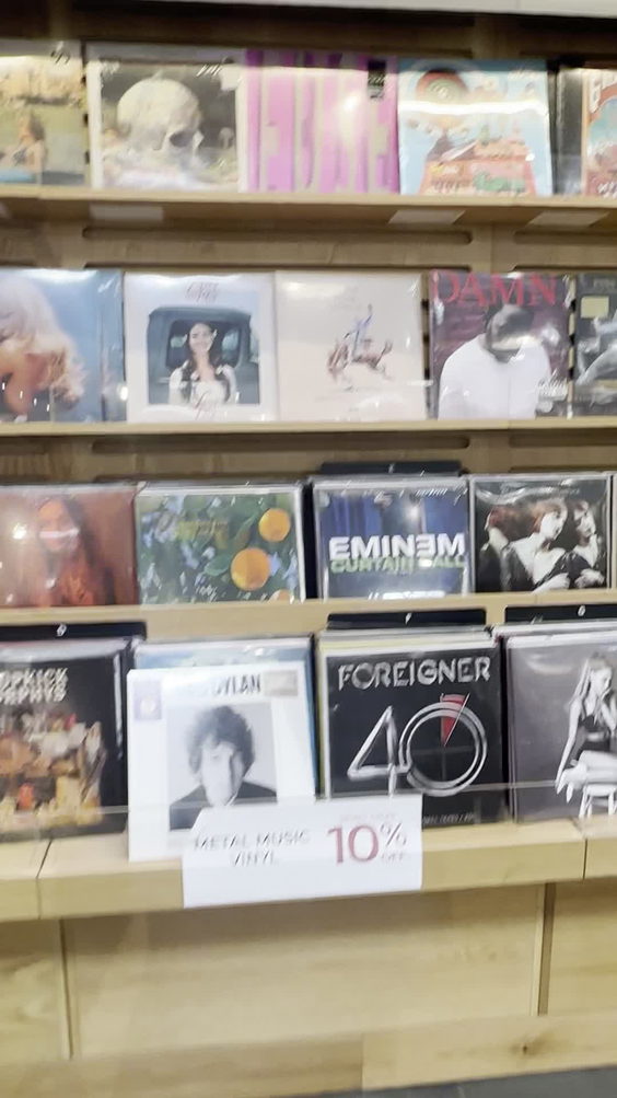 Barnes & Noble