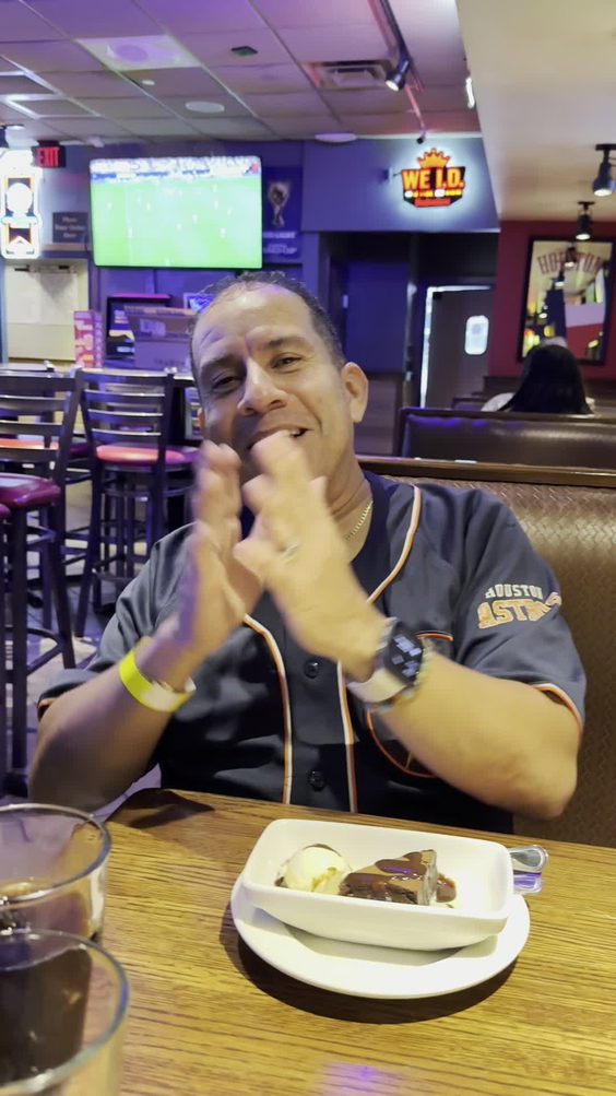Applebee's Grill + Bar