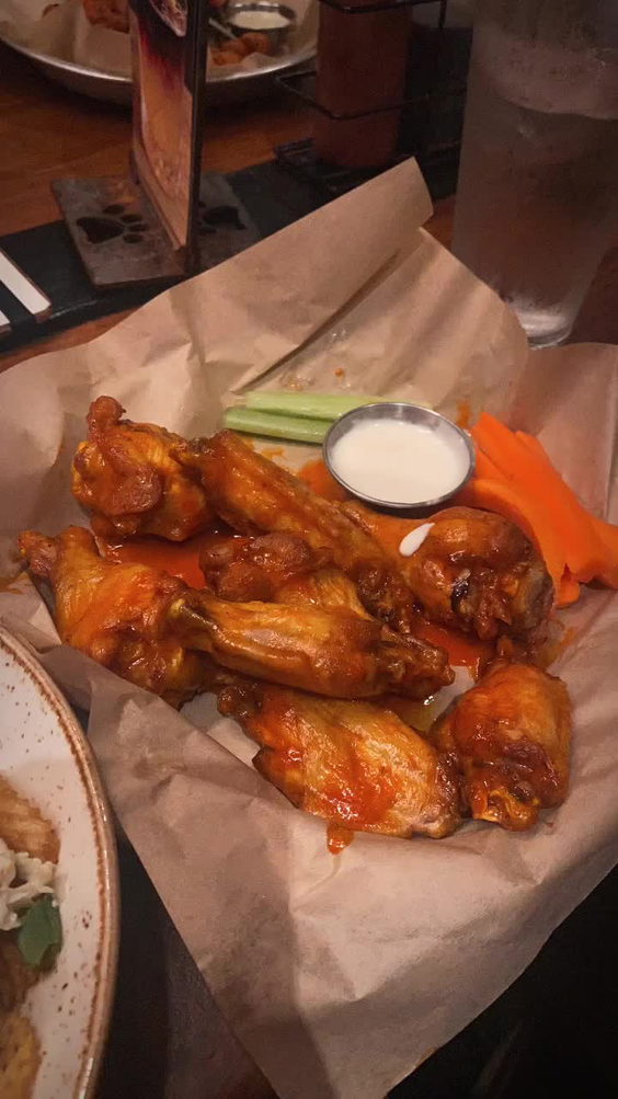 Lazy Dog Restaurant & Bar